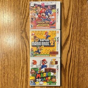 Nintendo 3DS bundle  Super Mario Bros.2 ,Mario land and Olympics.
